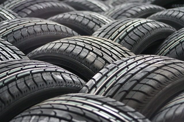 https://agtools.cl/wp-content/uploads/2019/06/car-tyres-63928_640-640x426.jpg